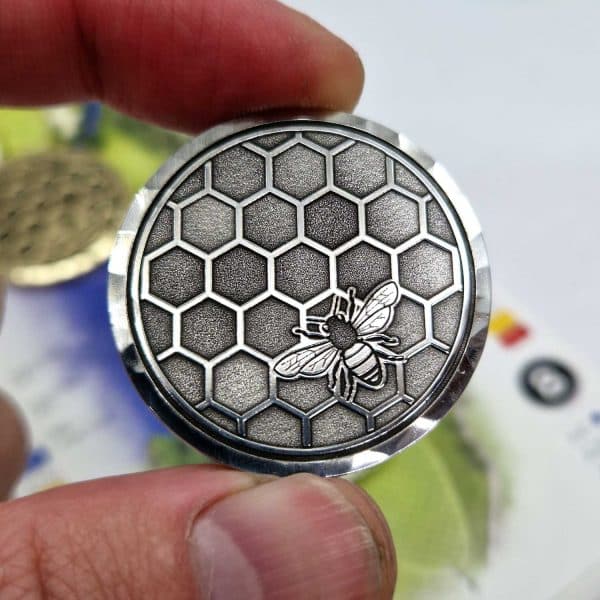 Bee Kind - Image 2
